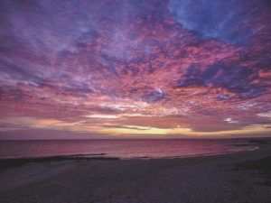 【完全保存版】6月の宮古島観光・究極ガイド|梅雨明けのリアル・コスパ最強の狙い目・雨や台風でも120%楽しむ完璧マニュアル